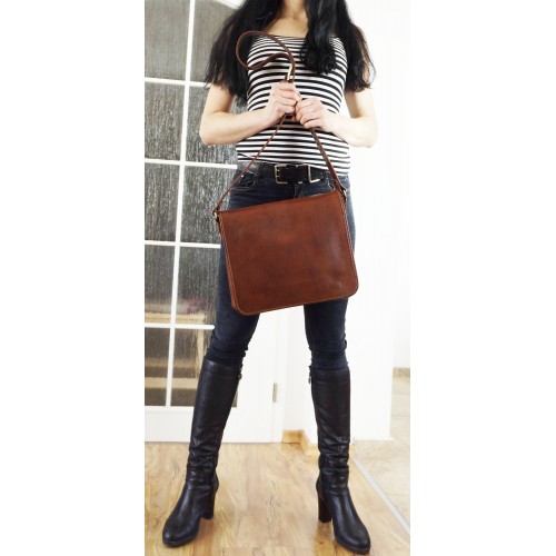 Brown leather messenger crossbody bag